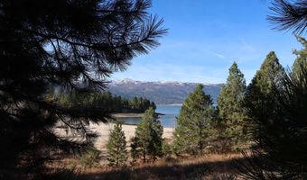 1286 Shore Dr, Cascade, ID 83611