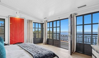 30 Private Rd, Amagansett, NY 11944