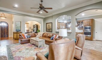 1736 Woodridge Ct, Aledo, TX 76008
