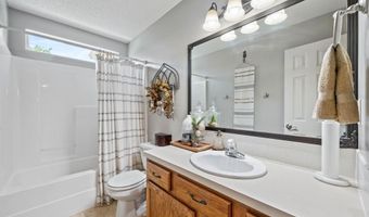 2034 N Northridge St, Andover, KS 67002
