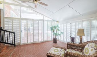 103 Bear Crk, Adel, GA 31620