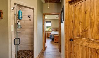 1020 County Road 1596, Alvord, TX 76225