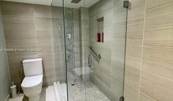 9721 E Bay Harbor Dr 4D, Bay Harbor Islands, FL 33154