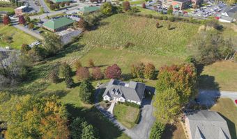 625 NW Locust St, Abingdon, VA 24210