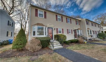 501 Woodhaven Ct 501, Cranston, RI 02920