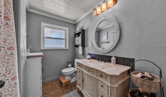 212 Circle Dr, Alvarado, TX 76009