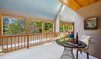 470 E California Ave, Arcata, CA 95521