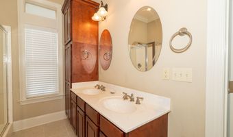 8 Oak Alley Ln, Long Beach, MS 39560