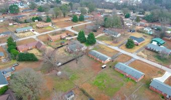 9 Merrimon Ave, Boiling Springs, SC 29316