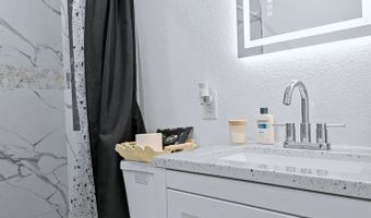 501 Endicott Ln, Albany, GA 31707