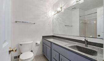 8207 CEDAR LANDING Ct, Alexandria, VA 22306
