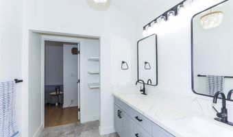 1614 Paukiki St, Kailua, HI 96734