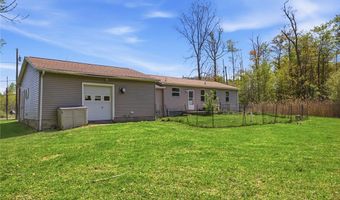 2052 Crittenden Rd, Alden, NY 14004