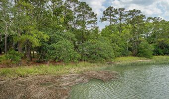 285 De La Gaye Pt, Beaufort, SC 29902
