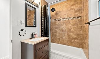 1354 S Maple, Escondido, CA 92025