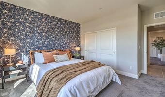 1028 SAKER FALCON Dr, Henderson, NV 89011