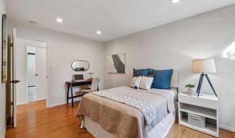 1118 Bismarck Ln, Alameda, CA 94502