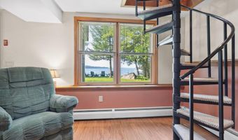 160 Pinkhams Cove Rd, Belgrade, ME 04917