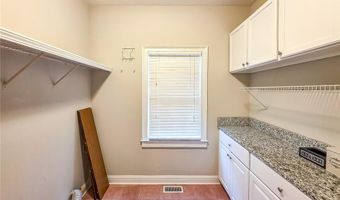 5874 Brookstone Walk NW, Acworth, GA 30101