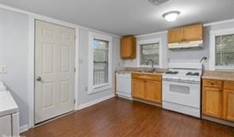 814 Lee St, Benton, LA 71006