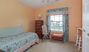 818 Thrush Cir, Barefoot Bay, FL 32976