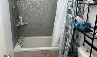 76 Poplar Dr, Cranston, RI 02920