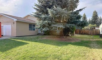 66 Sunset Ave, Buffalo, WY 82834
