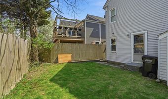 8 Mann Ave, Newport, RI 02840