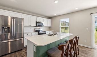 605 Ellis Cir, Adel, IA 50003