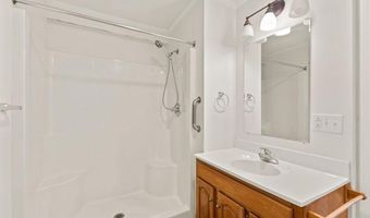 46 Duffy Dr, Bennington, VT 05201