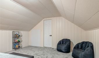 1872 Pickle Rd, Akron, OH 44312