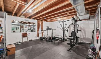 28 Pond View Cir, Barnegat, NJ 08005