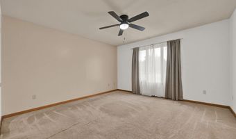 13 SPRINGWOOD Dr, Dover, DE 19904