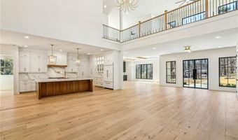 372 Karen Dr, Alpharetta, GA 30009