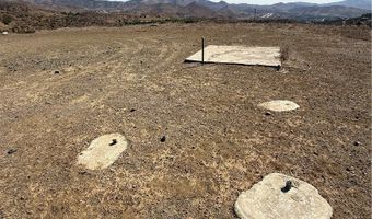 Hubbard Road, Acton, CA 93510