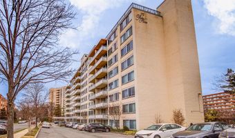 1301 S ARLINGTON RIDGE Rd 210, Arlington, VA 22202