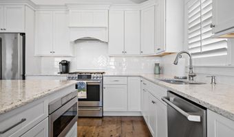 929 Dune Dr, Avalon, NJ 08202