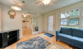 126 Grand View Ter, Brooklyn, CT 06234