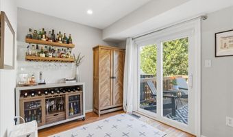 6006 KEBLE Dr, Alexandria, VA 22315