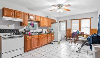 144 Railroad St, Lincoln, RI 02838