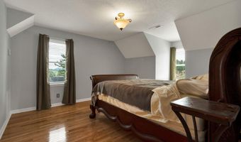 3046 Hawthorne St, Athens, TN 37303