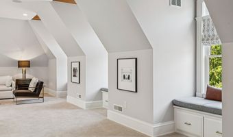 1 Willowbrook Ct, Bedford, NH 03110