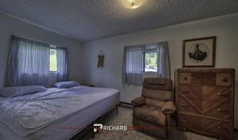 71 Painter Rd, Cody, WY 82414