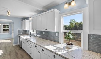 11007 SE MCCREARY Ln, Boring, OR 97009