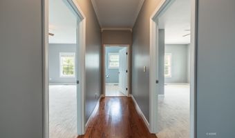 1 Pinewood Way, Athens, OH 45701