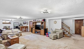 1309 Sanders Dr, Auburn, IN 46706