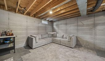 5293 Duvall Rd, Ashville, OH 43103
