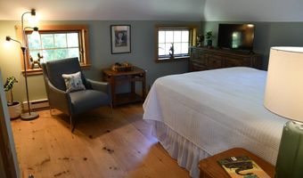 13 Hampton Ln, Amagansett, NY 11930