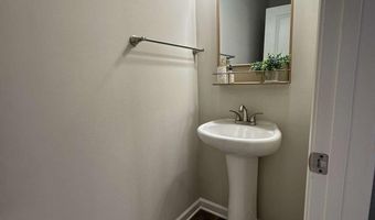126 Auburn Crossing Dr, Auburn, GA 30011
