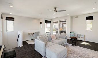 5515 Palm Dr, Hawthorne, CA 90250